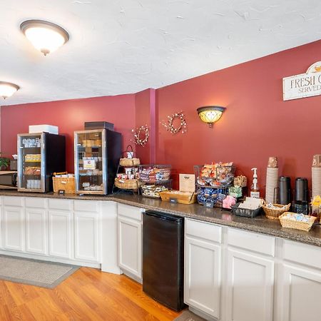 Fireside Inn & Suites Gilford Buitenkant foto