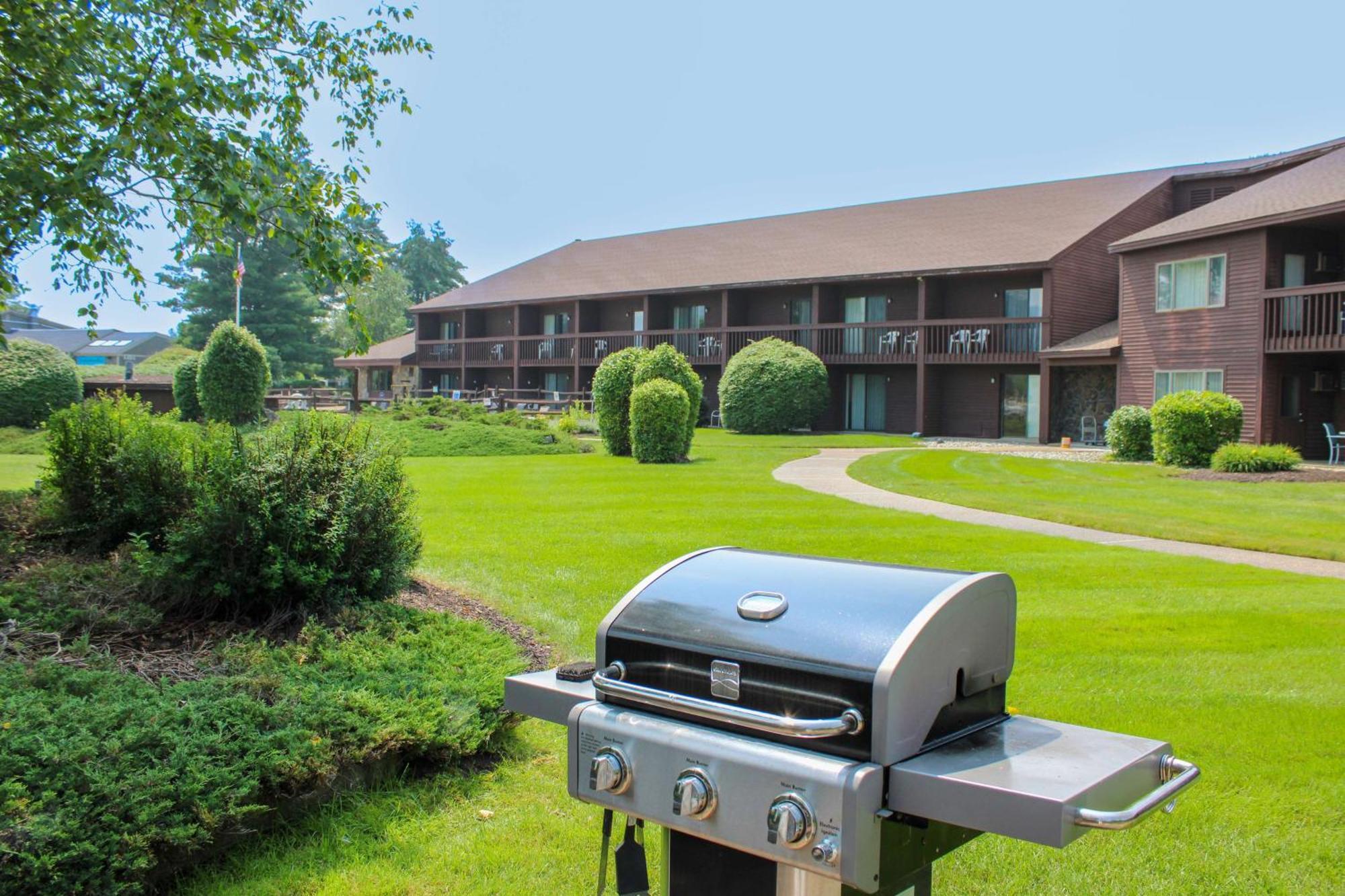 Fireside Inn & Suites Gilford Buitenkant foto