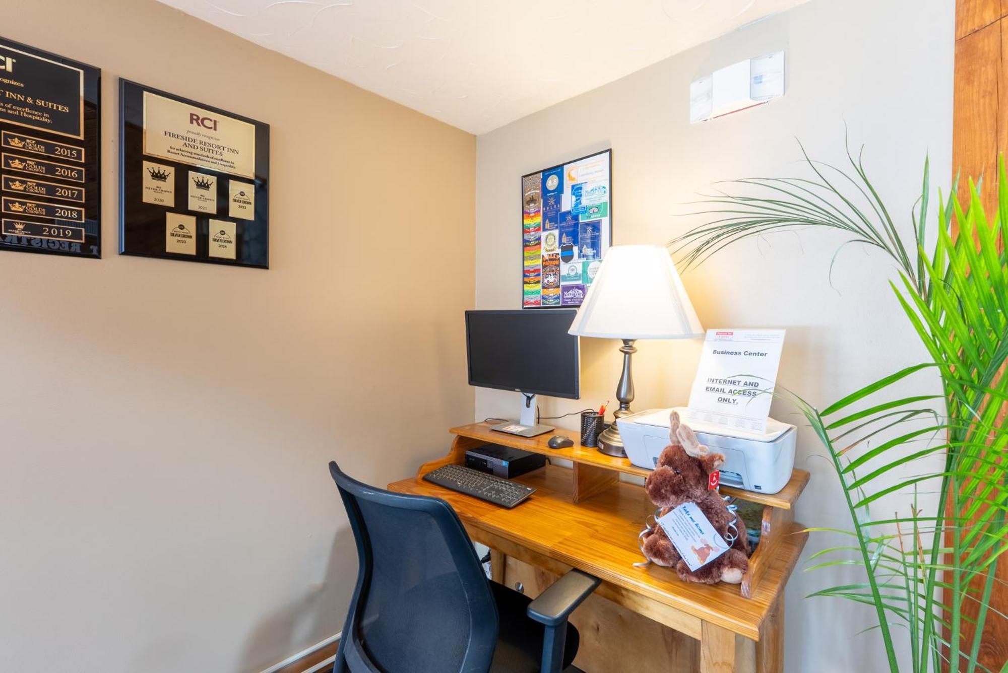 Fireside Inn & Suites Gilford Buitenkant foto